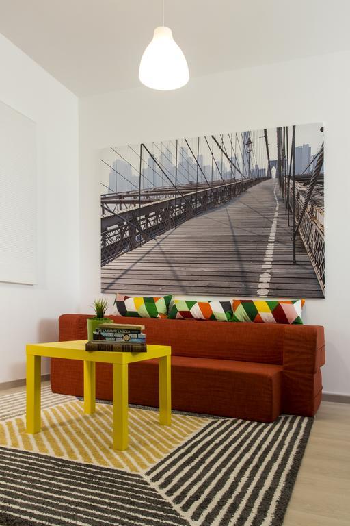 Studio R By Mrg Apartments بوخارست المظهر الخارجي الصورة
