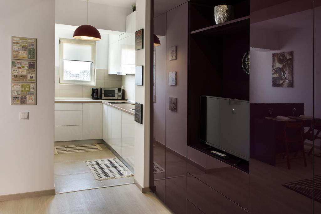 Studio R By Mrg Apartments بوخارست المظهر الخارجي الصورة