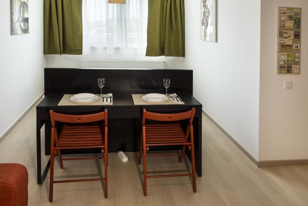 Studio R By Mrg Apartments بوخارست المظهر الخارجي الصورة